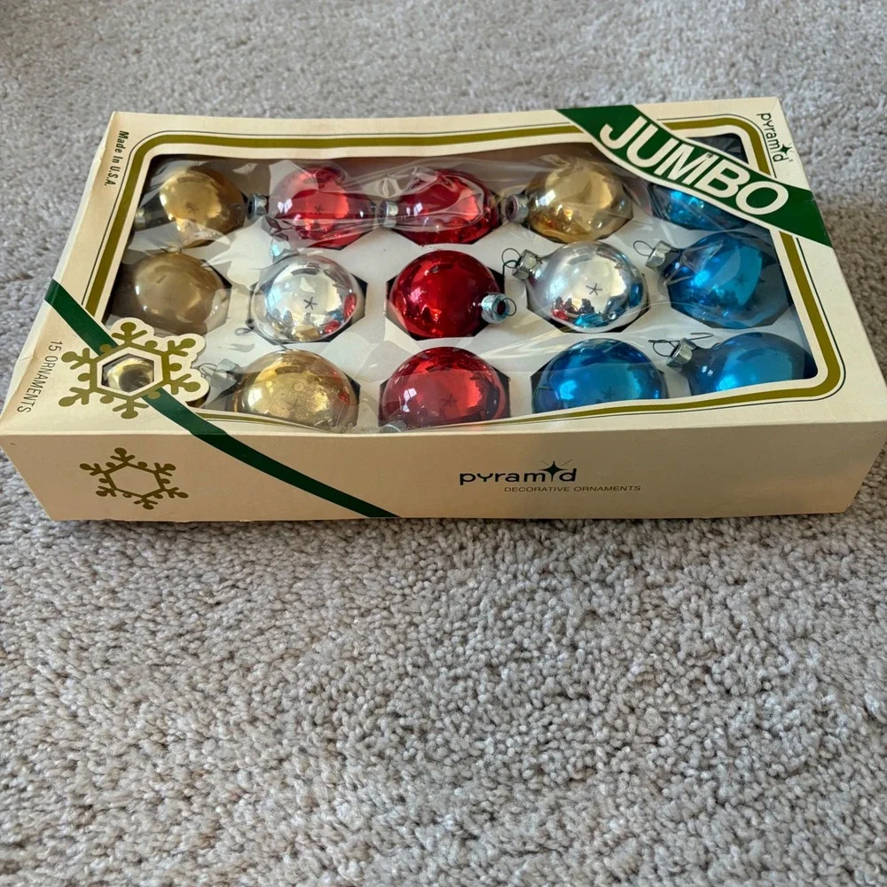 Pyramid Jumbo Christmas Ornaments 15pc Red Blue Silver Gold Made in USA‎ Vintage